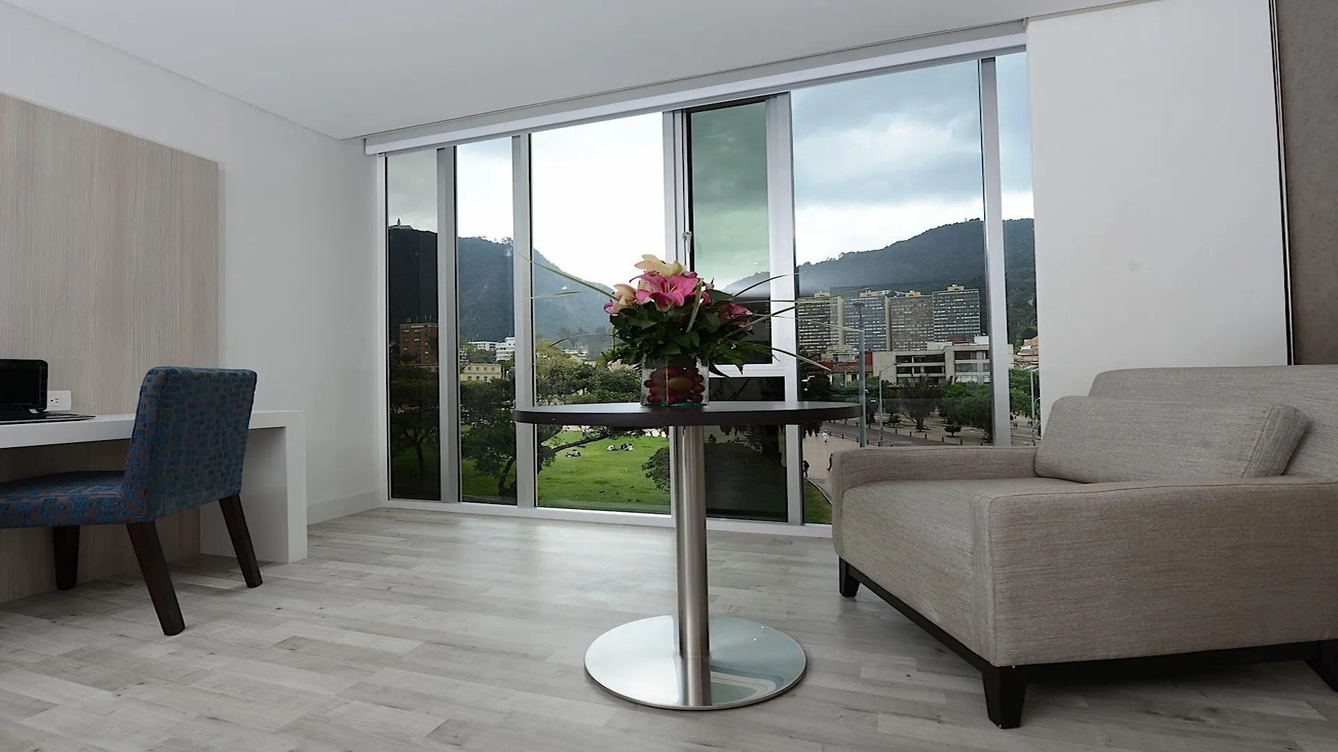 Hotel Bh Bicentenario Bogota