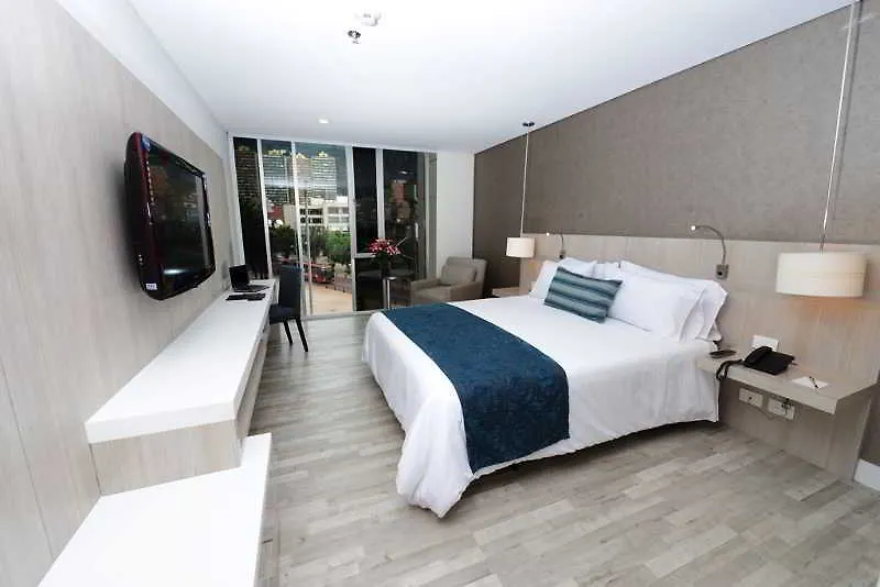 Hotel Bh Bicentenario Bogota